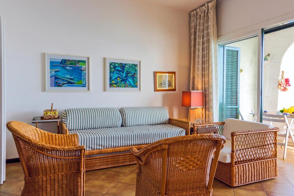 Casa Roberta Apartment Конка деи Марини Стая снимка