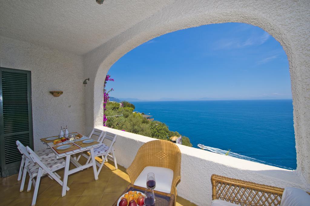 Casa Roberta Apartment Конка деи Марини Екстериор снимка