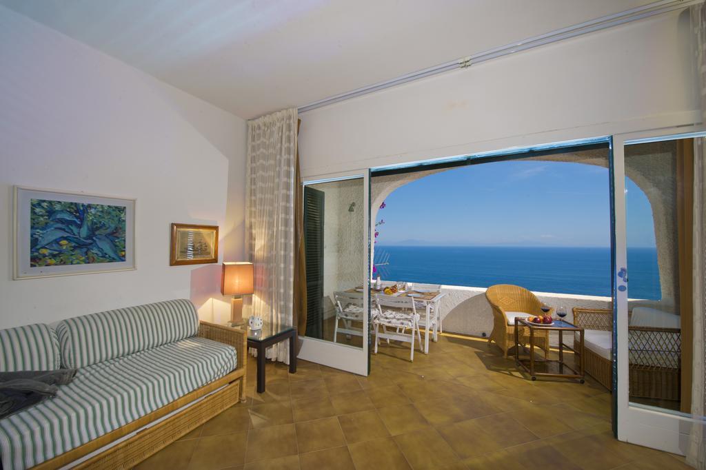 Casa Roberta Apartment Конка деи Марини Екстериор снимка